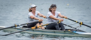 Linzerin im Boot mit Amerikanerinnen